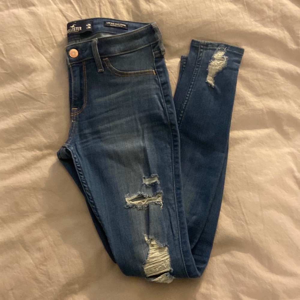 EUC distressed jeggings